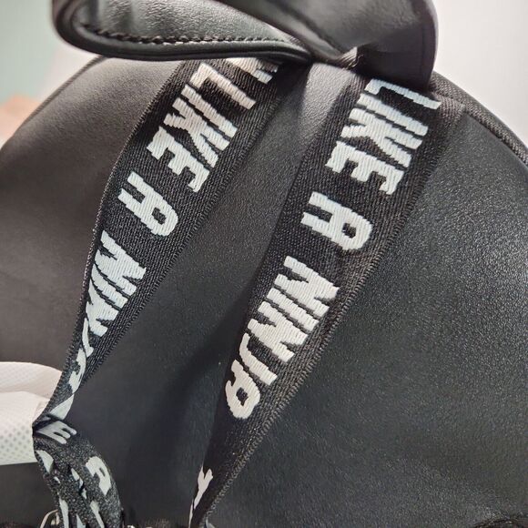 Bioworld Naruto Shippuden Collection Akatsuki Red Cloud Mini Backpack Purse ~NEW - Picture 10 of 13